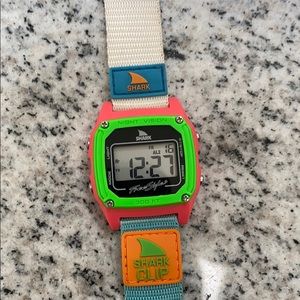 Freestyle shark watch
